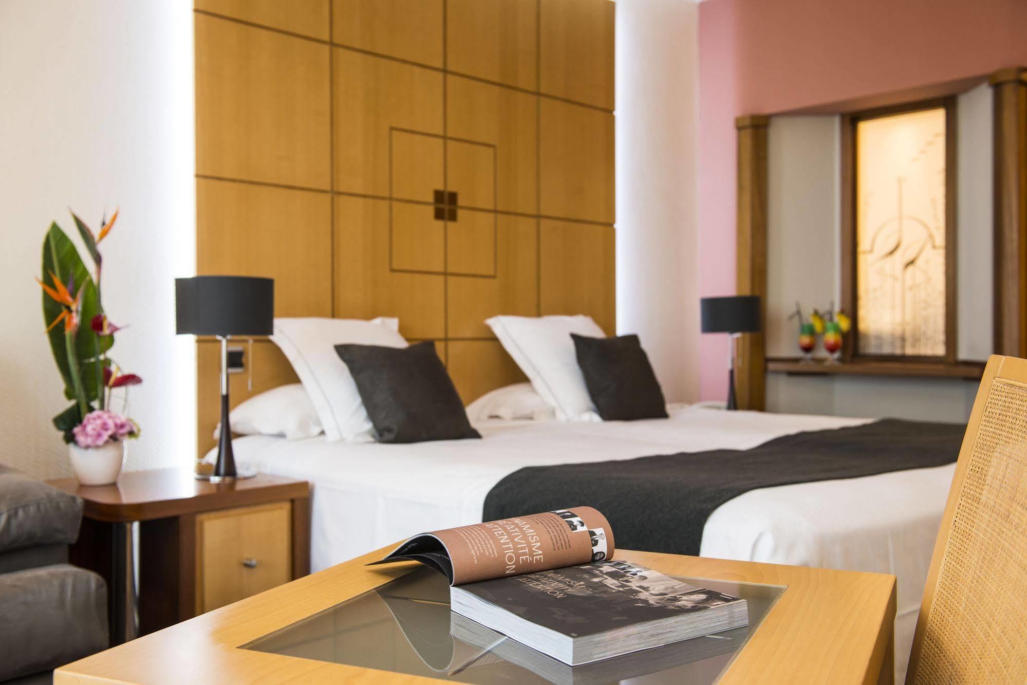 Les Flamants Roses Apart-hotel
